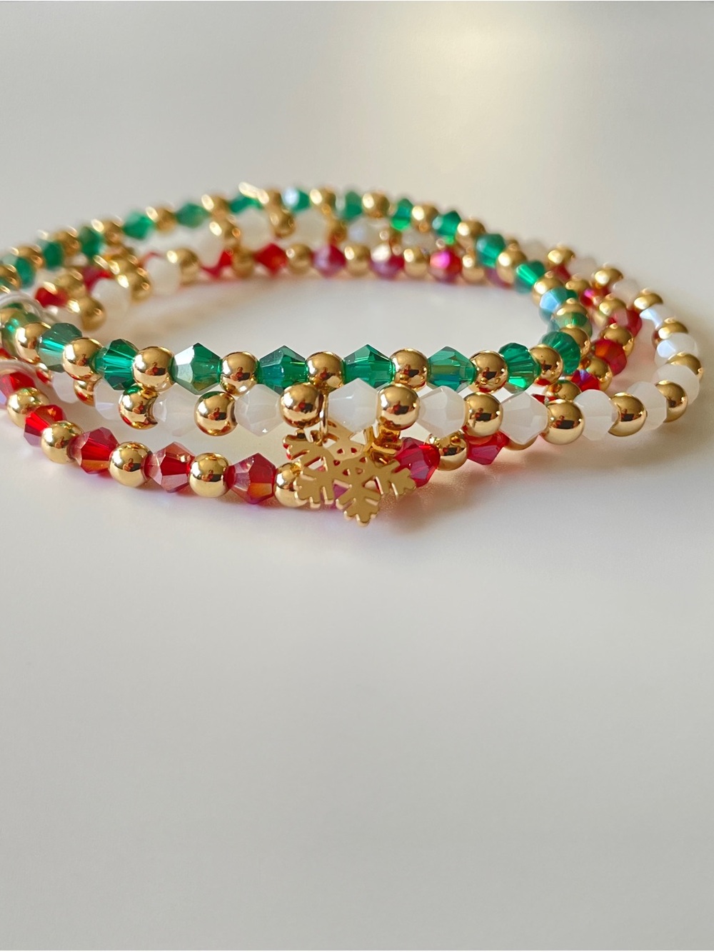 Christmas Charm Beaded Stretch Stacking Bracelets Snowflake Reindeer Tree Charms